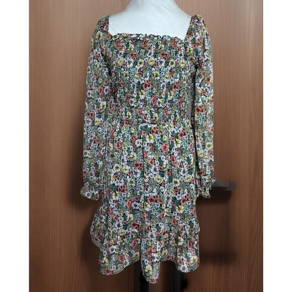 Lauren Conrad Green Floral Smocked Dress Sz Medium Cottagecore New - Picture 1 of 12